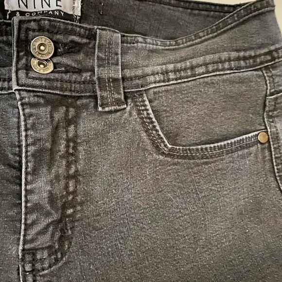 🎈$10 add on. Nine WEST. Black High Rise jeans. Straight Mom style - Picture 3 of 5